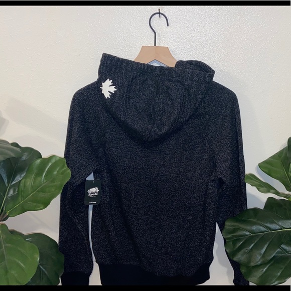 Roots Classic Pullover Kanga Hoodie Black Pepper - Picture 2 of 2